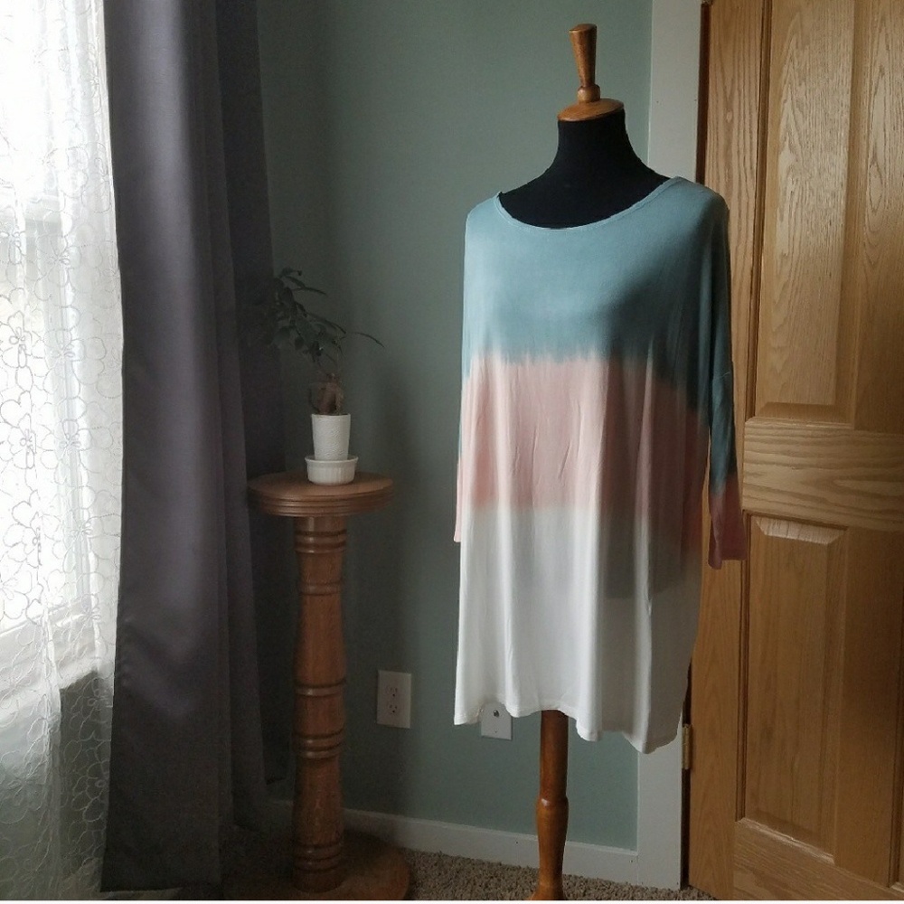 NWOT Tunic